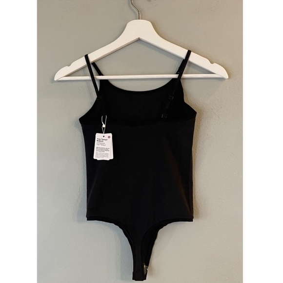 Lululemon Tranquility Bodysuit in Black. - Picture 5 of 6